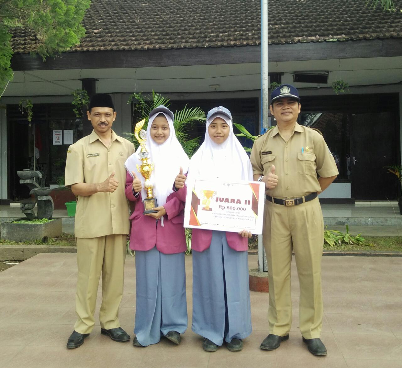 Juara 2 Lomba Poster Tingkat Nasional di UNAIR 2017 Juara 2 Lomba Poster Tingkat Nasional di UNAIR 2017